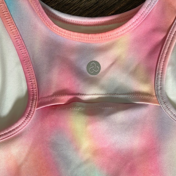 NWT Girls Colorful Tie-Dye Tank Top by Zella (size 8/10) - Picture 3 of 3